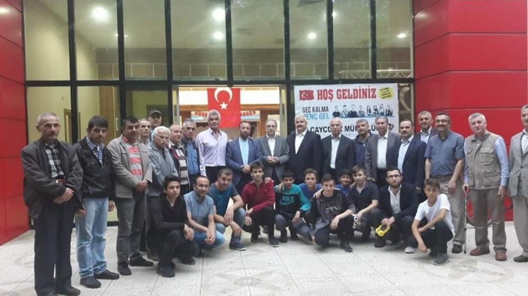 &Ccedil;ocuklarla Iftar Aa&ccedil;ıldı