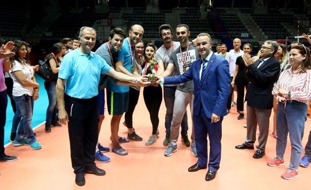 Voleybol Hakemleri Ve Gözlemcileri Derneği Federasyonu Turnuvası Sona Erdi