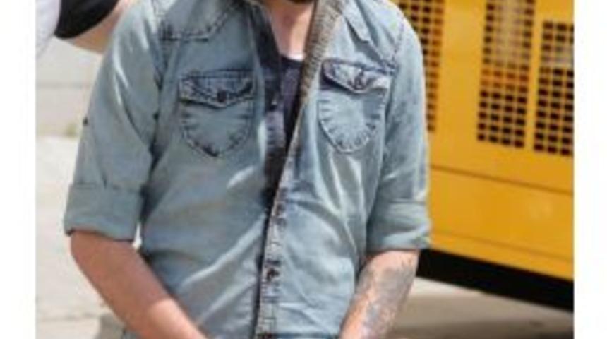 Uyuşturucu Satarken Yakalanan Gen&ccedil; Tutuklandı