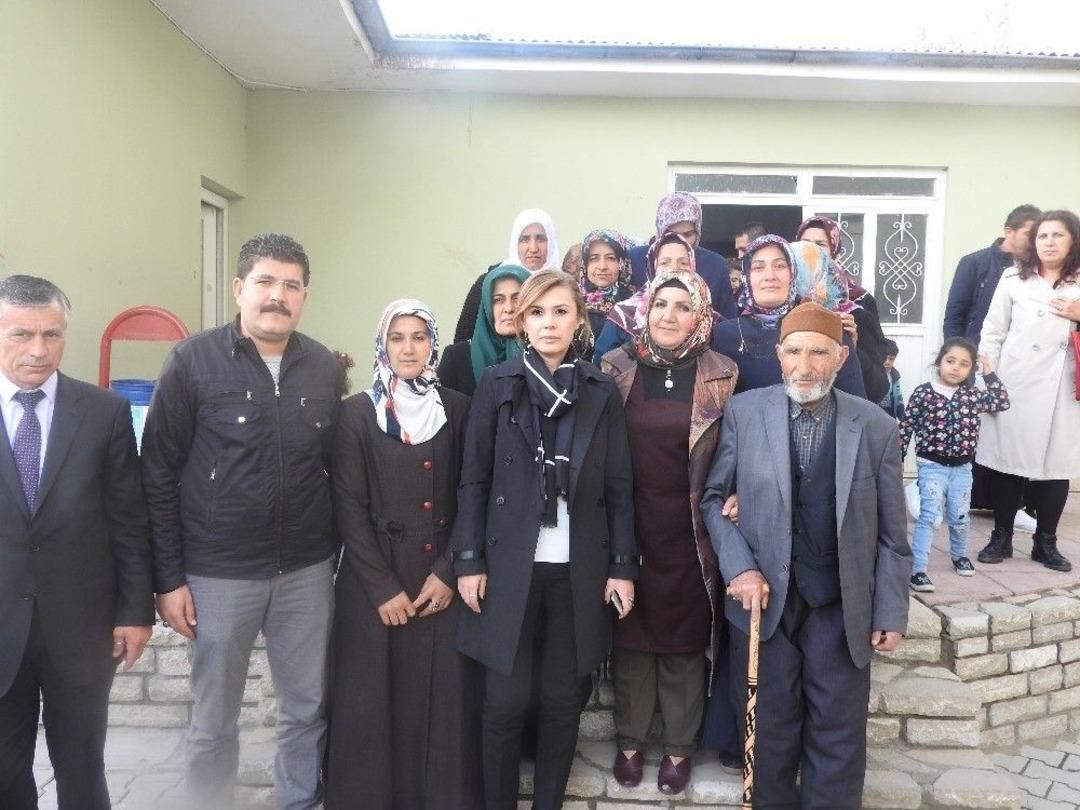 Kaymakam U&ccedil;ar, Bey&uuml;z&uuml;m&uuml; Mahallesini Ziyaret Etti