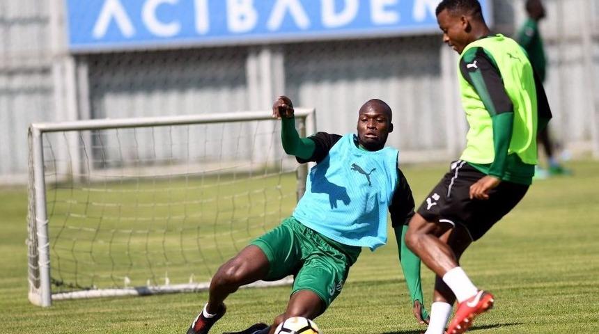 Bursaspor, Paşa&rsquo;ya Hazırlanıyor