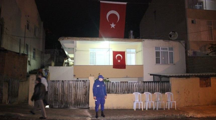 Şehit Astsubay&rsquo;ın &Ccedil;an&rsquo;daki Evinde Yas