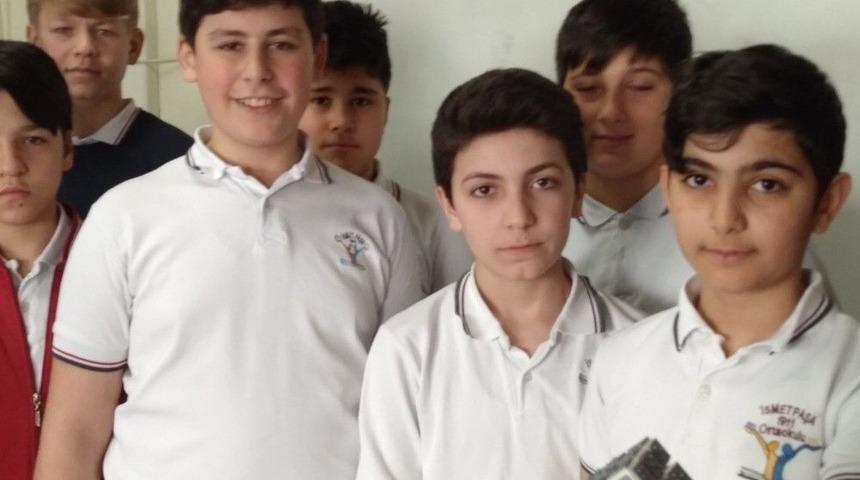 İsmetpaşalı &Ouml;ğrencilerden G&ouml;rme Engellilere &Ouml;zel Zeka K&uuml;p&uuml;