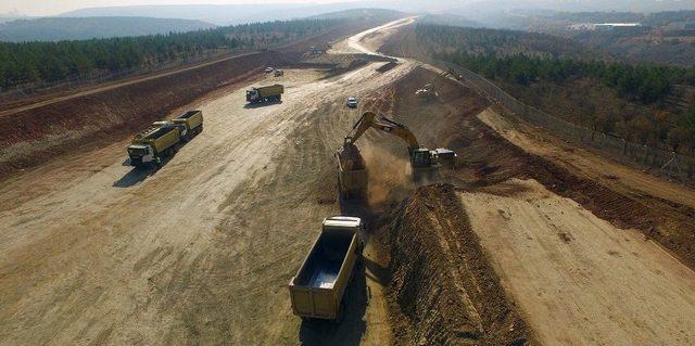 Odtü Yolu’nda Çalışmalar Hızla Sürüyor