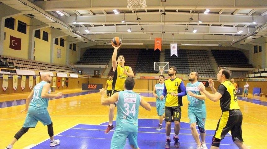 Ontan Basketbol&rsquo;un Hedefi Play-off