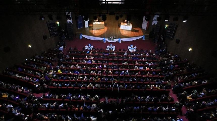 "arzın Kapısı Kud&uuml;s" Programında Salon Dolup Taştı