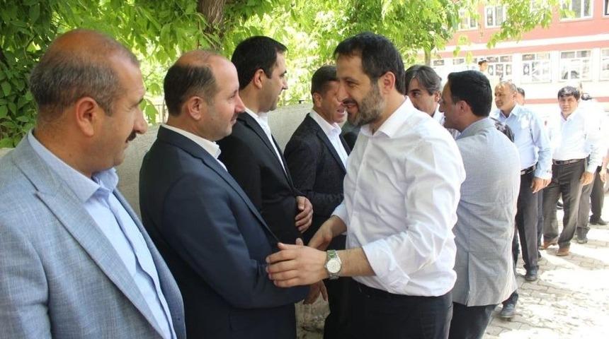 Ak Parti Heyeti Şemdinli&rsquo;de