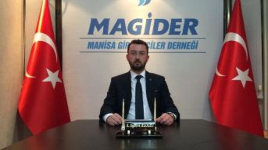 Aloğlu: “kendi Başkentine Hakim Olamayan Trump Diğer Ülkelere Başkent Atıyor”