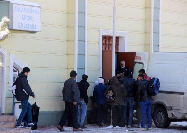Erzurum’da Kaçak Göçmenlerde Salgın Endişesi 2