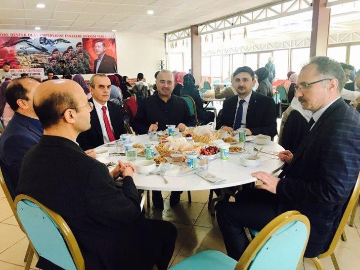 9. Arapça Yarışmaları Osmaneli Şehit Osman Er İmam Hatip Ortaokulu’nda Yapıldı G3