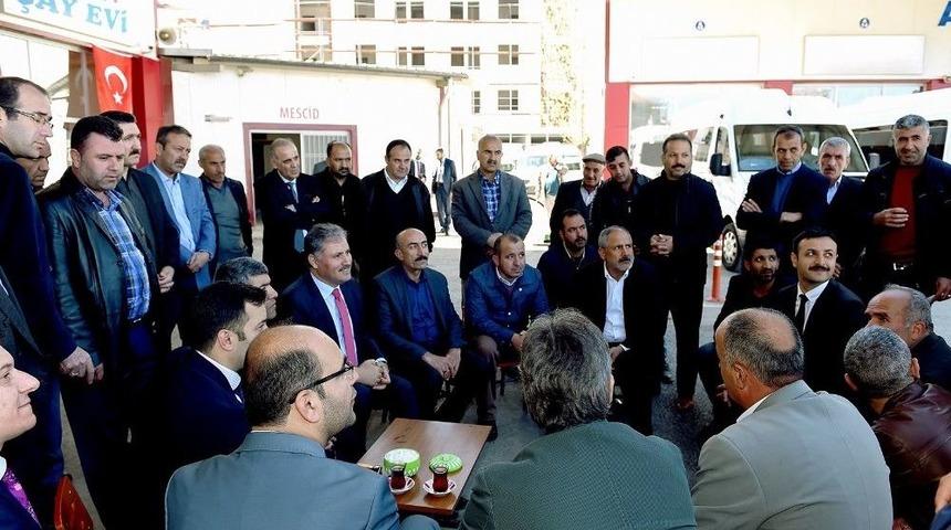 Başkan &Ccedil;akır&rsquo; Minib&uuml;s&ccedil;&uuml;ler Odasını Ziyaret Etti