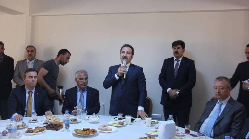 Vali Mantı; &ldquo;g&ouml;rmek İstediğimiz Birlik Ve Beraberlik Tablosudur&rdquo;