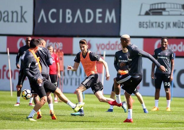 Beşiktaş, Göztepe Maçı Hazırlıklarını Sürdürdü