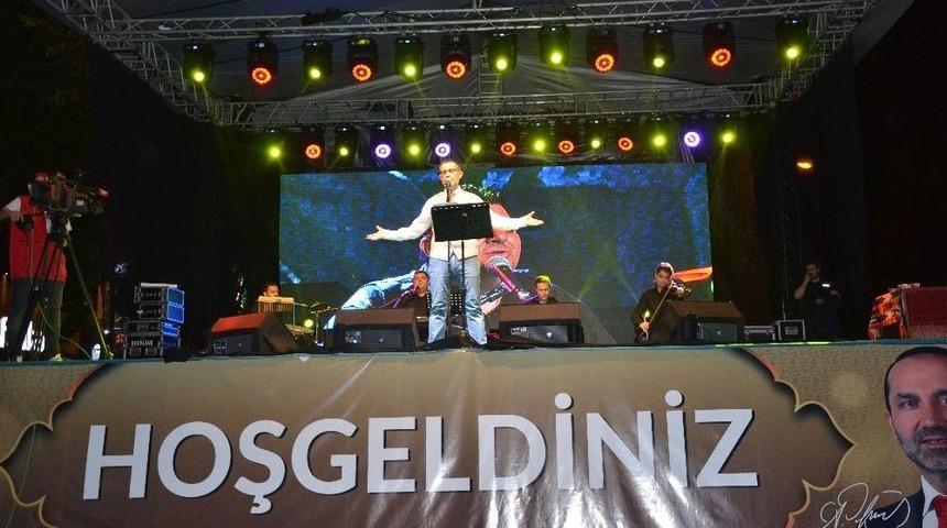 İbrahim Sadri &Uuml;nyelileri Mest Etti