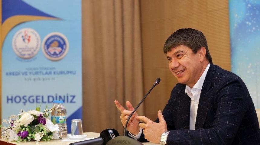 Başkan T&uuml;rel, &Uuml;niversite &Ouml;ğrencileriyle Buluştu