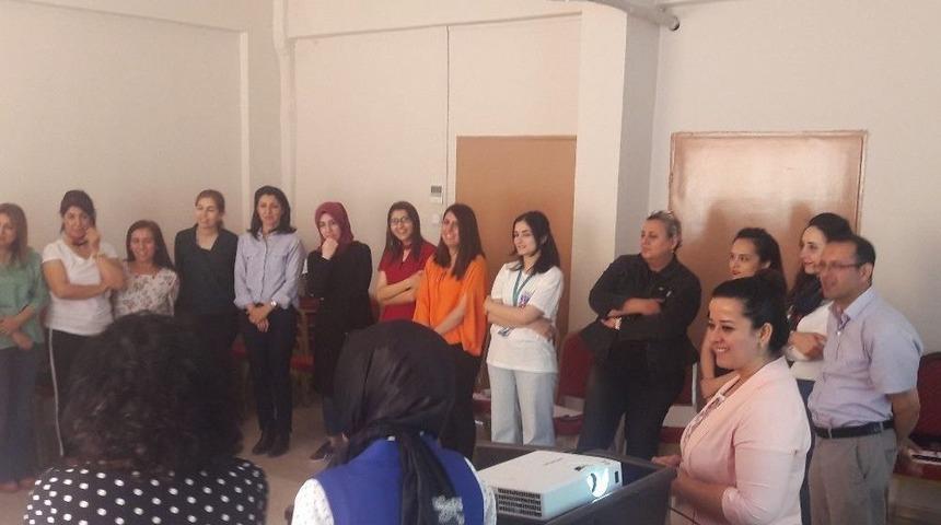 Hatay&rsquo;da &ldquo;ergenlere Y&ouml;nelik &Uuml;reme Sağlığı Eğitici Eğitimi&rdquo;