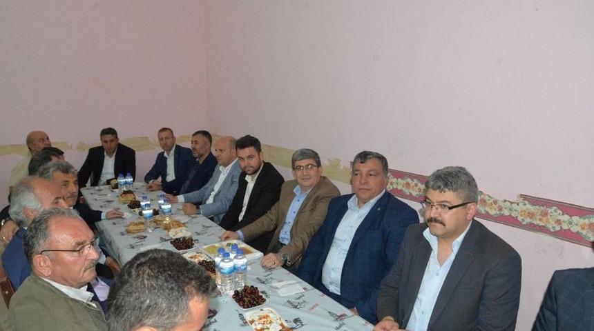 Başkan Can, &Ccedil;ukur&ouml;ren K&ouml;y&uuml;&rsquo;nde İftara Katıldı
