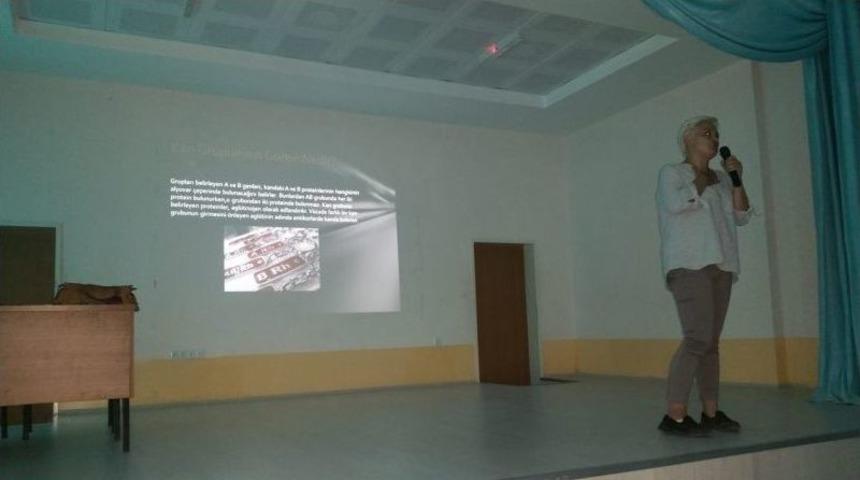 Osmaneli’de Öğrencilere Kan Bağışı Semineri