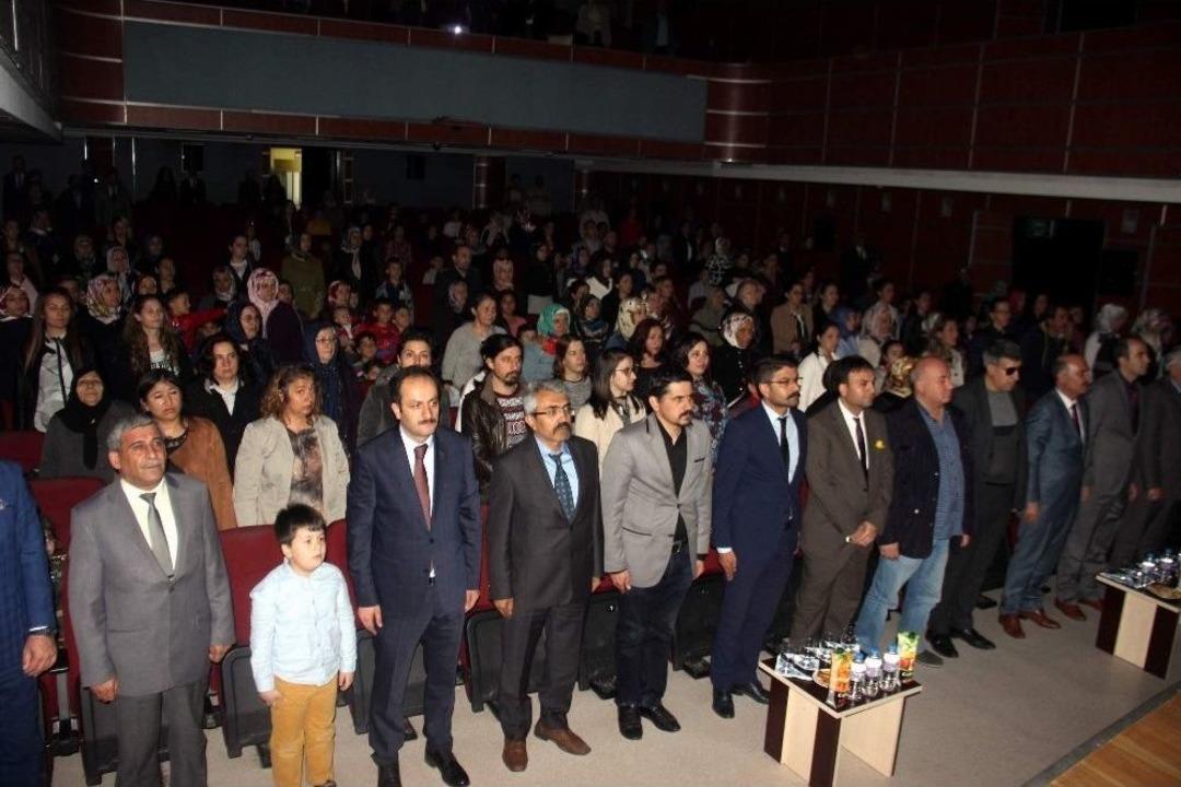 Yılmaz &Uuml;&ccedil;kan, "eğitim Kurumlarımızın Daha &Ccedil;ok &Ouml;nem Vermesini İstiyorum&rdquo;