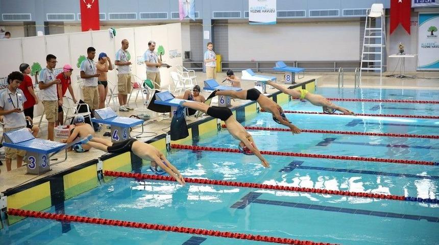 Paletli Y&uuml;z&uuml;c&uuml;lerden T&uuml;rkiye Derecesi