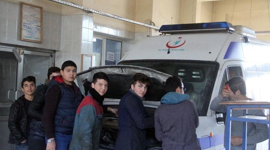 Hastalar 112&rsquo;ye, 112&rsquo;nin Ara&ccedil;ları Onlara Emanet