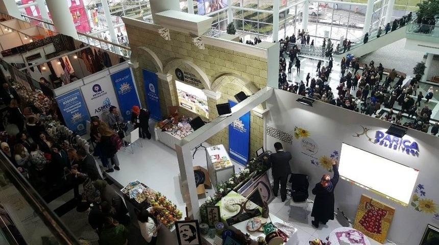 B&uuml;y&uuml;kşehir &lsquo;iş&rsquo;te Kadın" Zirvesinde