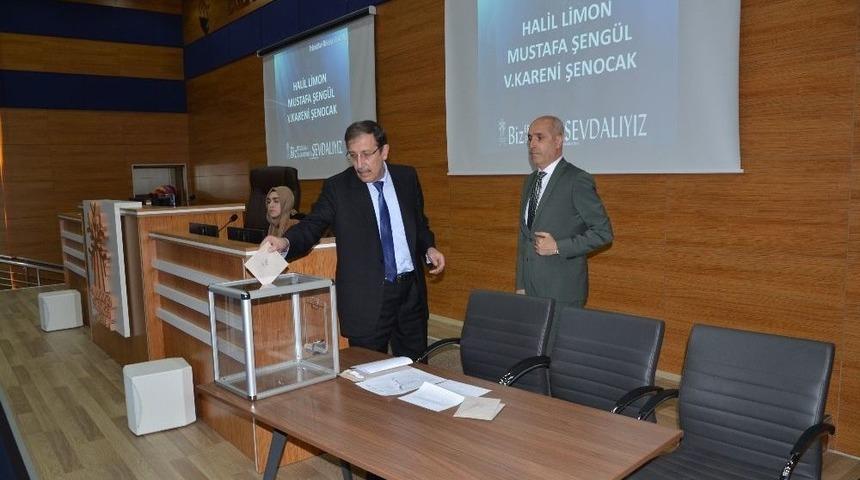 Paland&ouml;ken Belediye Meclisi&rsquo;nde Enc&uuml;men Ve Komisyon &Uuml;yeleri Belli Oldu