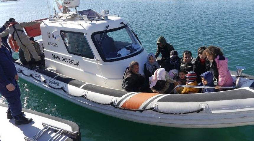 &Ccedil;anakkale&rsquo;de 17 Ka&ccedil;ak G&ouml;&ccedil;men Yakalandı