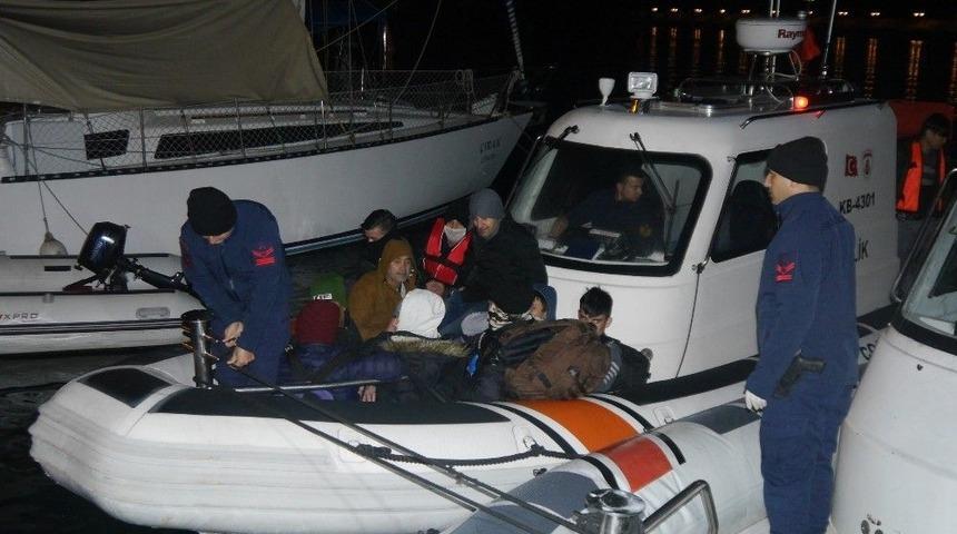 &Ccedil;anakkale&rsquo;de 32 M&uuml;lteci Yakalandı