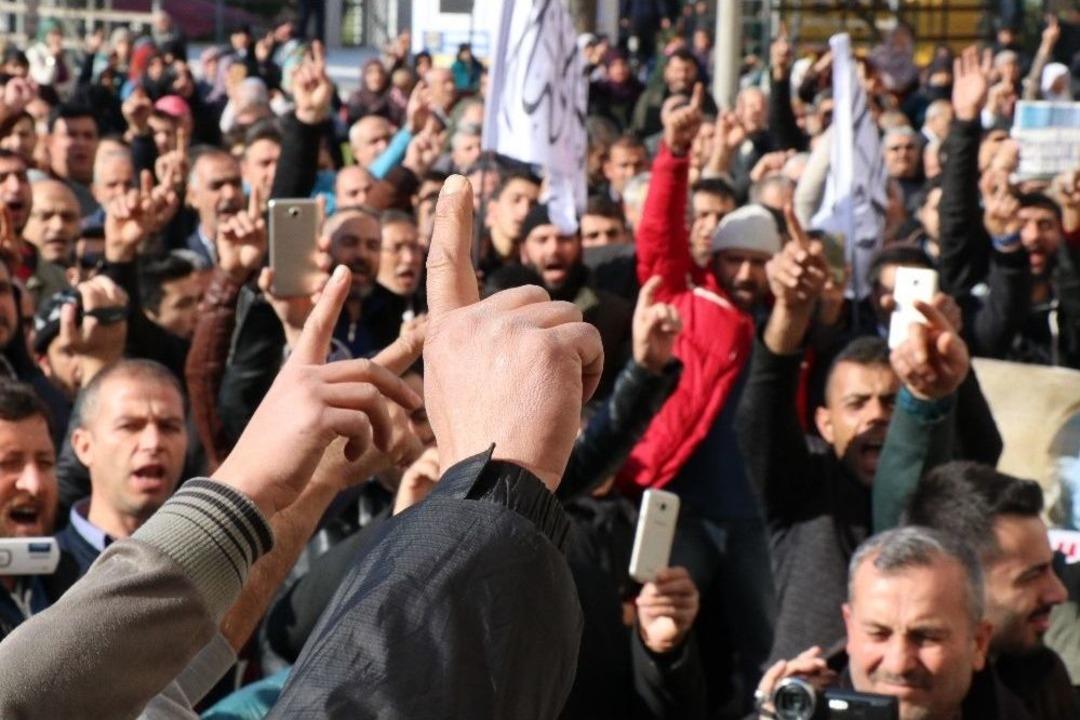 Trump, Cuma Namazı &Ccedil;ıkışı Protesto Edildi