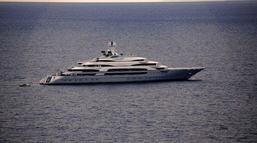 Rus &Ccedil;elik Kralı Kuşadası&rsquo;nı Sevdi