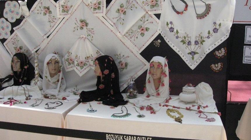Boz&uuml;y&uuml;k&rsquo;te İğne Oyası Sergisi