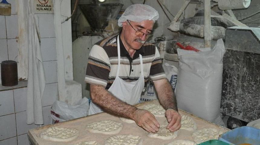 Simav&rsquo;da Ramazan Pidesine İlgi