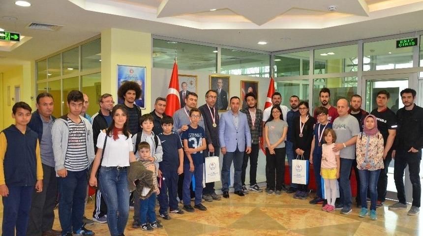 Satran&ccedil; Turnuvası Ger&ccedil;ekleştirildi