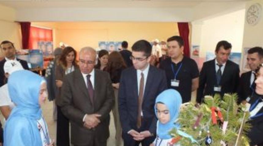 Kaymakam Şahin: Köy Okullarımızın Bilim Fuarı Düzenleyebildiği Bir Eğitim Sitemimiz Var