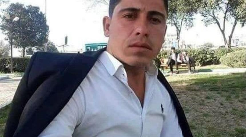 Devrilen Trakt&ouml;r&uuml;n Altında Kalan &Ccedil;ift&ccedil;i Hayatını Kaybetti