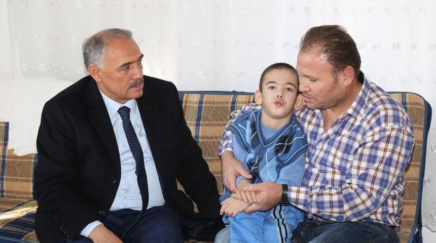 Niğde Belediye Başkanı Rifat &Ouml;zkan; &ldquo;engelli Vatandaşlarımızın Her Zaman Yanındayız&rdquo;