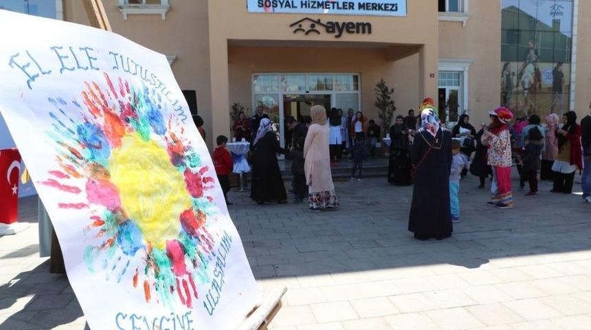 Arnavutk&ouml;y&rsquo;de Otizme Farkındalık Etkinliği