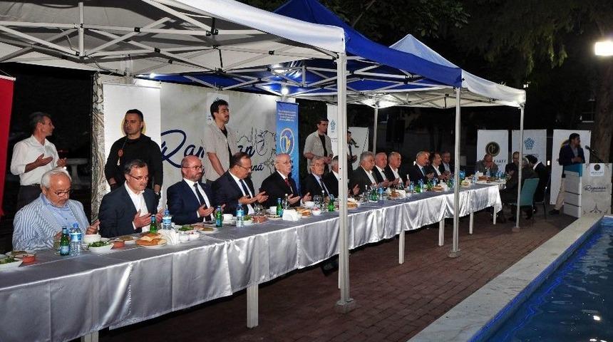 Tbmm Başkanı Kahraman, Neü’de Düzenlenen İftar Programına Katıldı