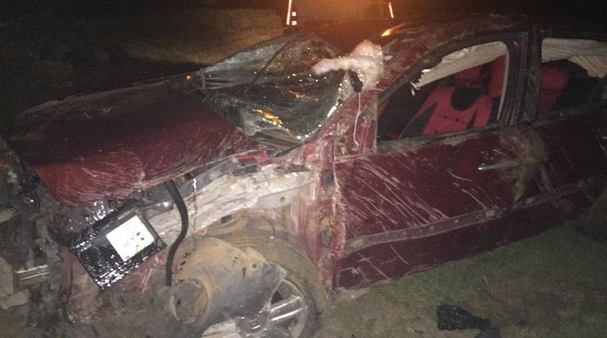 Otomobil Takla Attı:2 Yaralı