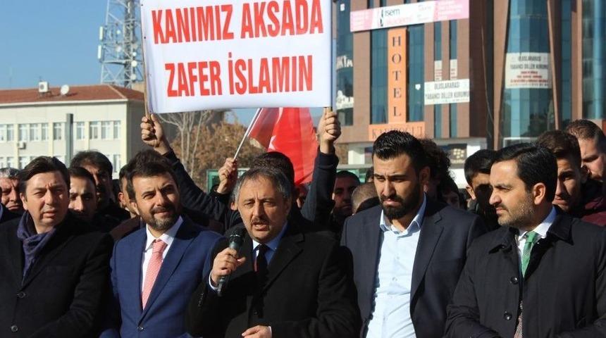 Ak Parti Teşkilatından Kud&uuml;s Protestosu