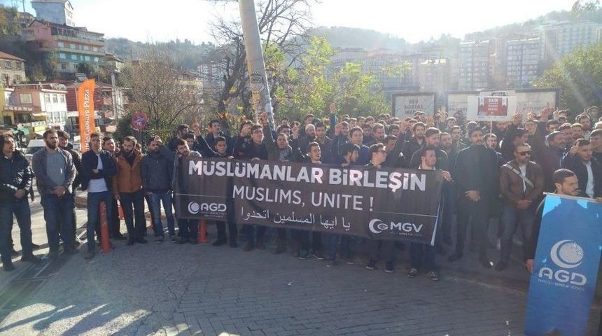 &Uuml;niversite &Ouml;ğrencilerinden Abd&rsquo;ye Kud&uuml;s Tepkisi