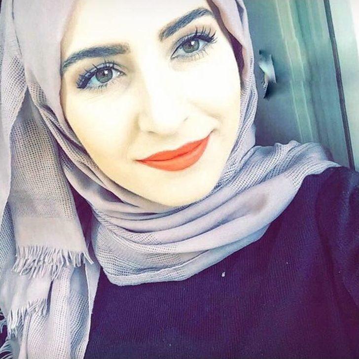 Freni Patlayan Kamyonet Kaldırımda Yürüyen Üniversite Öğrencisi Genç Kızın Ölümüne Neden Oldu G5