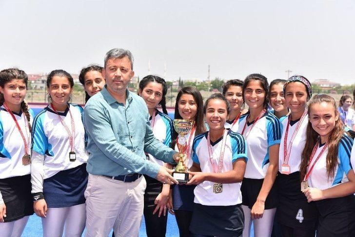 Okul Sporları Hokey Gençler Türkiye Birinciliği Tamamlandı G1