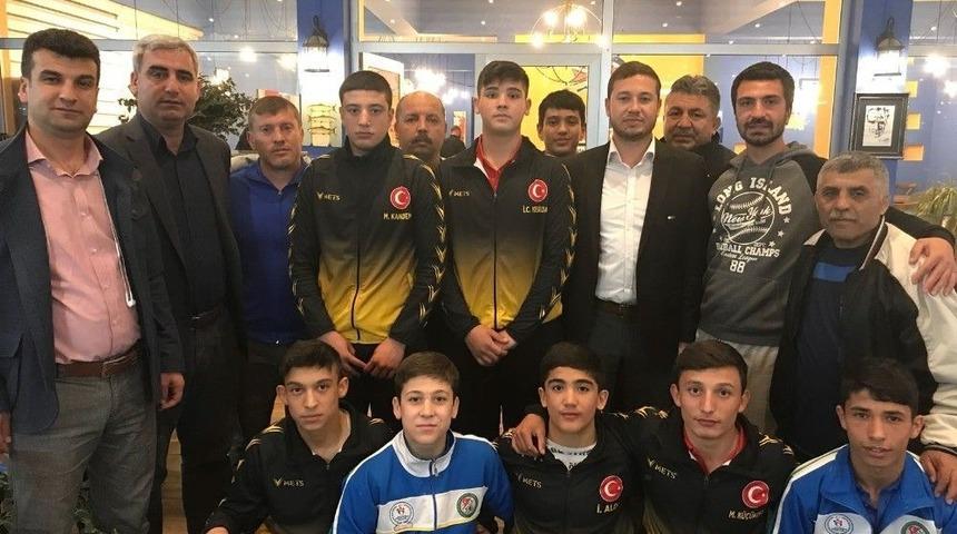 Milaslı Şampiyonlar Rize Yolcusu