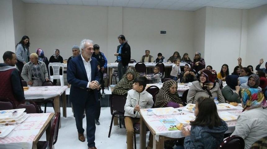 İkizh&ouml;y&uuml;k, Zığra Ve Alayunt&rsquo;ta İftar