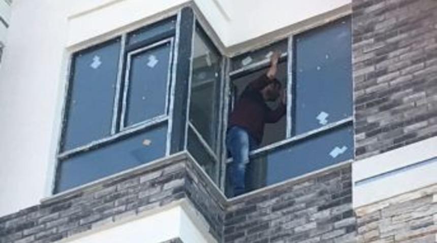 Polis İntihardan Vazge&ccedil;irdi