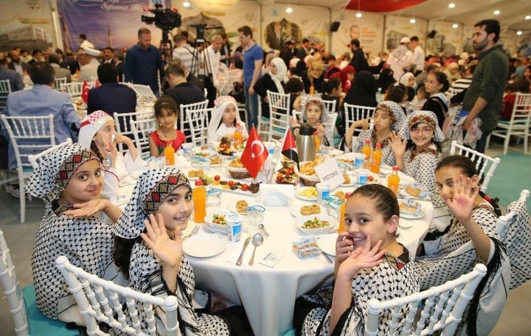 T&uuml;rk-filistin Kardeşliği İftarı