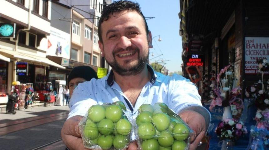 Yeşil Z&uuml;mr&uuml;t El Yakıyor