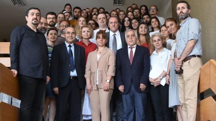 Om&uuml;&rsquo;de &Ccedil;ocuk Hastalar İ&ccedil;in Fak&uuml;lteler El Ele